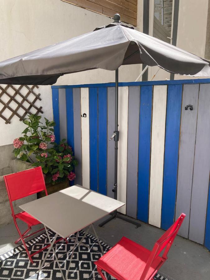 Haute Meublé Avec Cour Privative Appartement