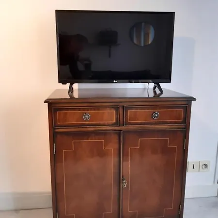Appartement Haute Ville meublé avec cour privative Granville Extérieur photo