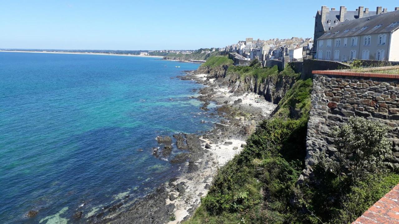 Haute Meuble Avec Cour Privative